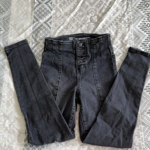 High Wasted Button Up Jeans